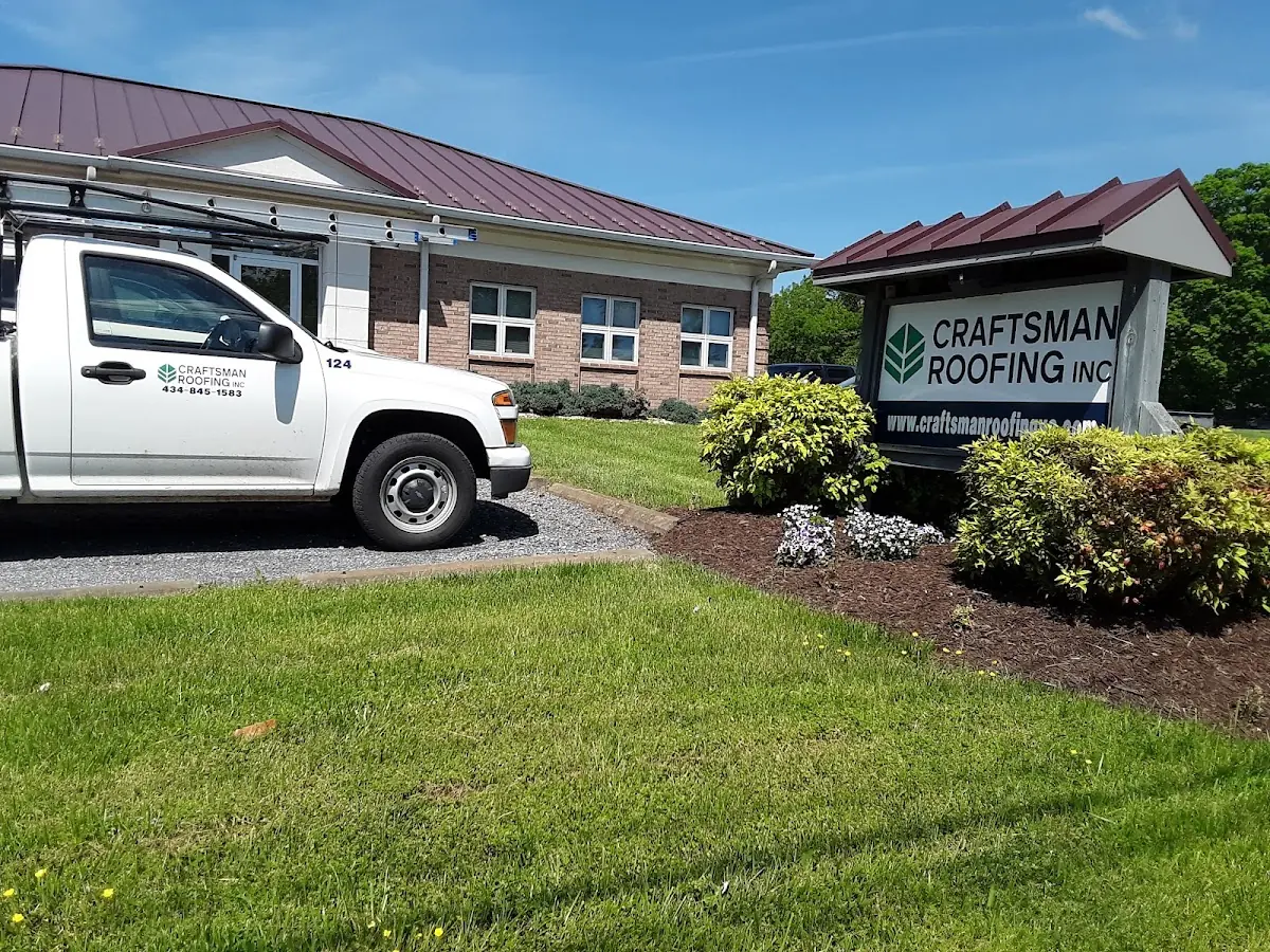 Quality Gutter & Downspout Repair by experienced craftsmen in Jefferson Park